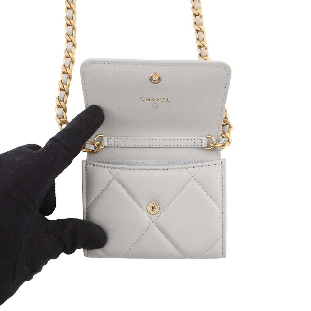 CHANEL Gray Lambskin Leather Wallet - Picture 5 of 16